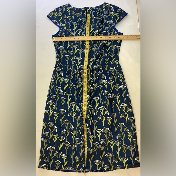 Sleeveless blue cotton summer dress, with green and white floral motif. Small - Picture 5 of 8